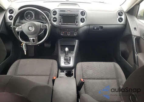 2015 Volkswagen Tiguan S z USA, uszkodzony, nr VIN WVGAV7AX1FW576823